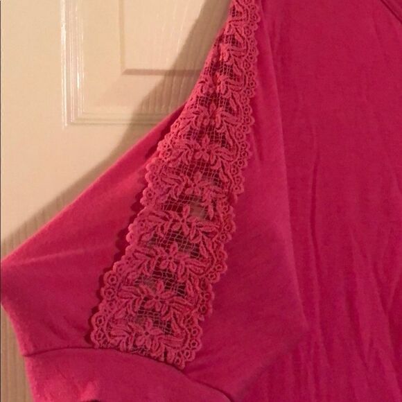 3/$15 or 5/$20 Cute pink top with lace down the arms size medium - Picture 2 of 6